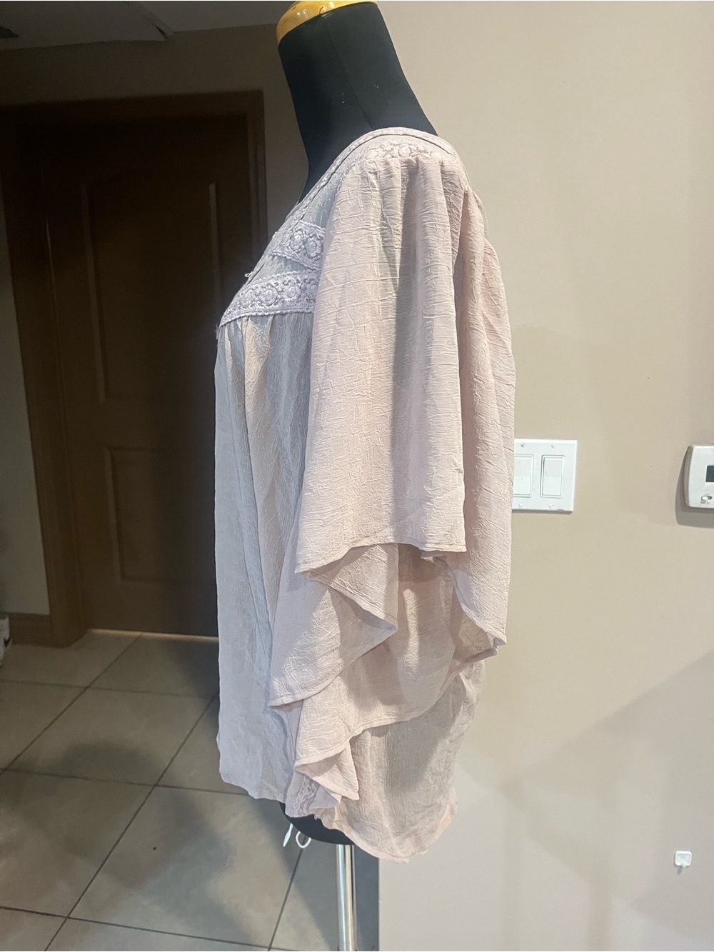 Delicate Lace Yoke Women's Blouse in Light Blush - Picture 3 of 5